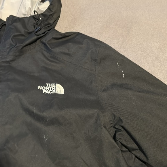 The North Face shell rain jacket size L - Picture 2 of 10
